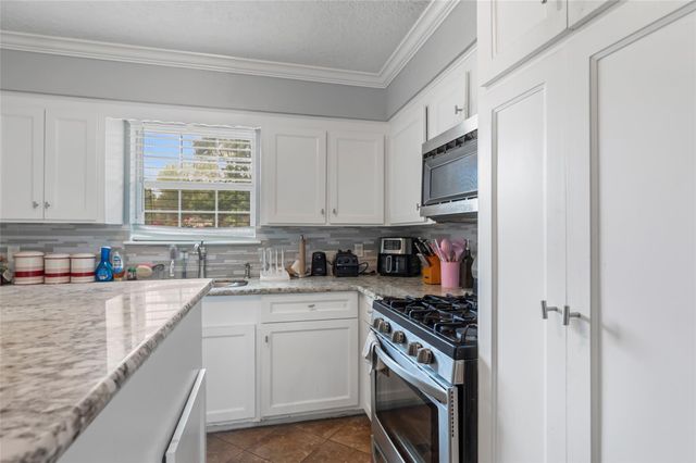 13930 Rawlings Street, Humble, TX 77396