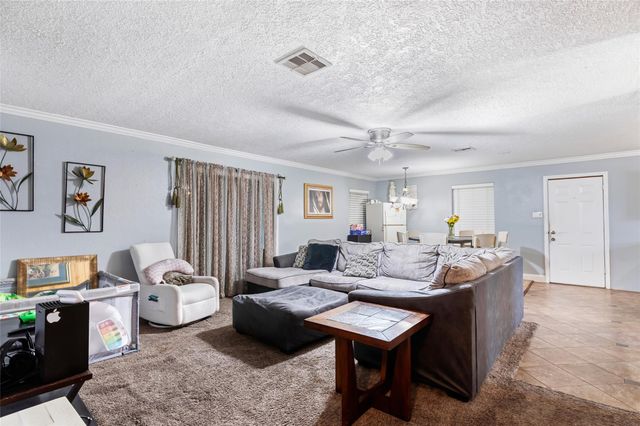 13930 Rawlings Street, Humble, TX 77396
