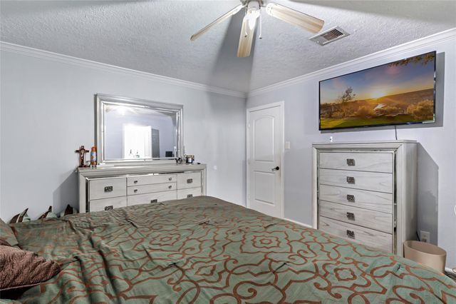 13930 Rawlings Street, Humble, TX 77396