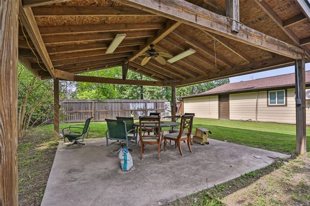 13930 Rawlings Street, Humble, TX 77396