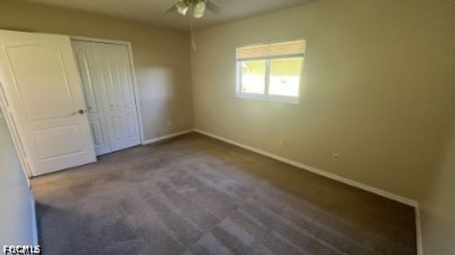 922 SE 13th TER, Cape Coral, FL 33990