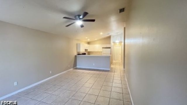 922 SE 13th TER, Cape Coral, FL 33990