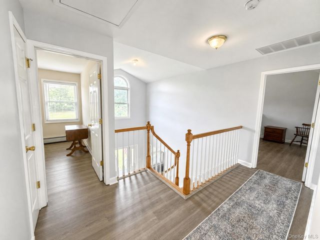 11 Old Dominion Road, Blooming Grove, NY 10914