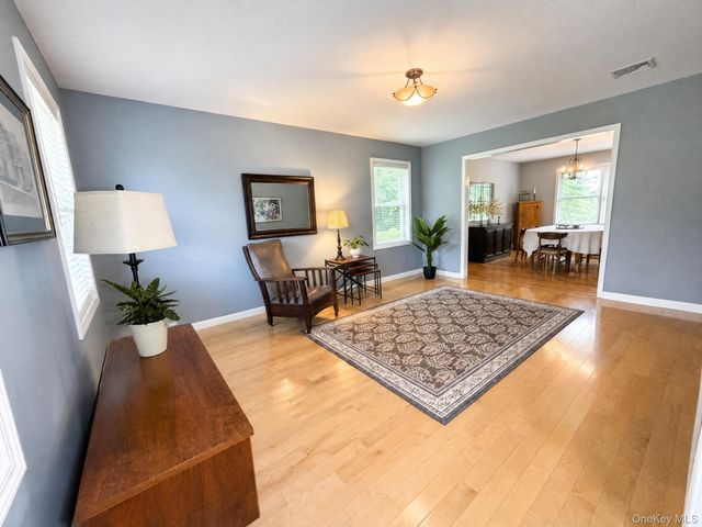 11 Old Dominion Road, Blooming Grove, NY 10914