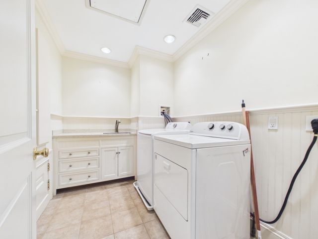 218 Pine St, Rehoboth, MA 02769