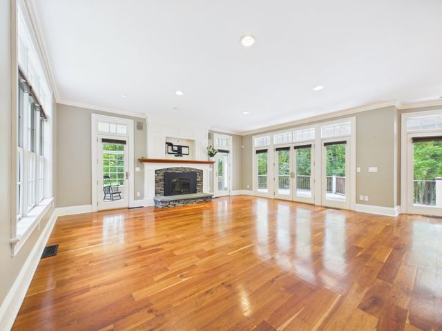 218 Pine St, Rehoboth, MA 02769