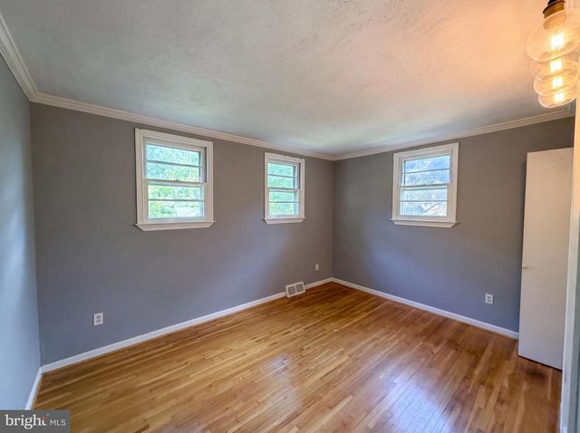 4027 LAWRENCE AVE, Kensington, MD 20895