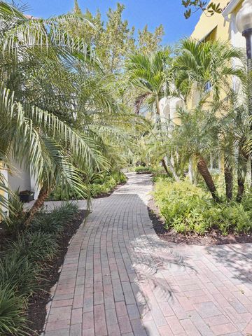 1741 NW 124th Place, Pembroke Pines, FL 33028