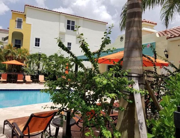 1741 NW 124th Place, Pembroke Pines, FL 33028