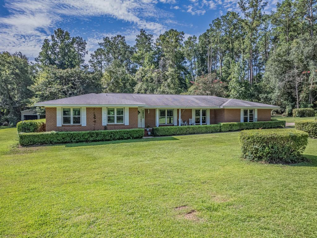 4450 Kimberly Circle, Tallahassee, FL 32309