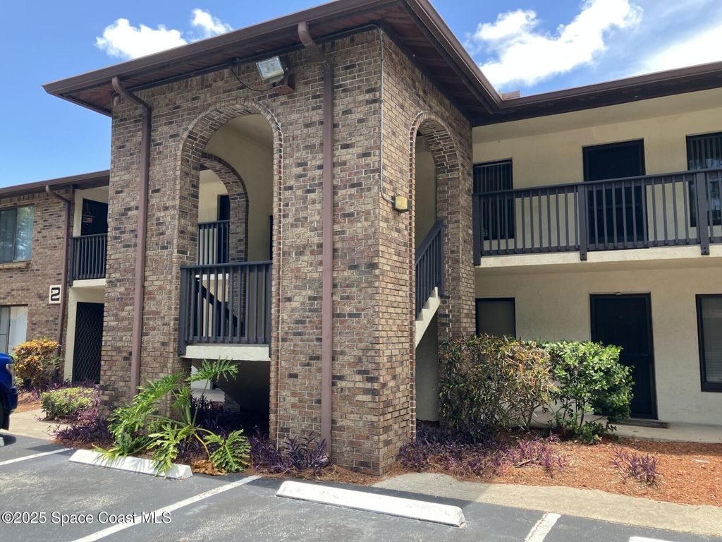 1515 Huntington Lane, 223, Rockledge, FL 32955