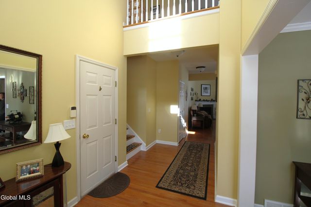 58 Chatsworth Way, Clifton Park, NY 12065