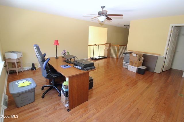 58 Chatsworth Way, Clifton Park, NY 12065