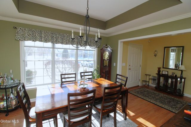 58 Chatsworth Way, Clifton Park, NY 12065