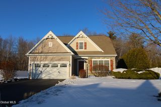 58 Chatsworth Way, Clifton Park, NY 12065
