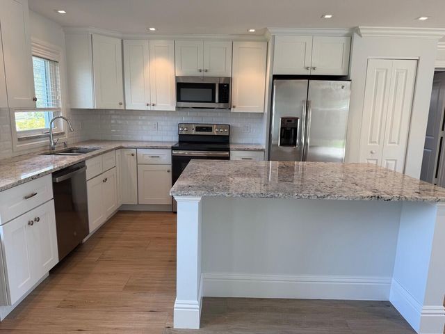 1611 Treemont Avenue, Jupiter, FL 33469