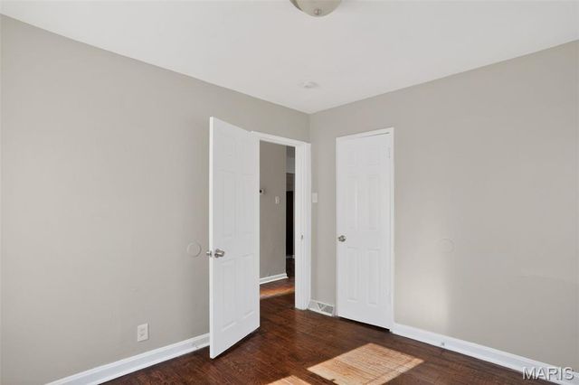 5608 Sapphire Avenue, St Louis, MO 63136