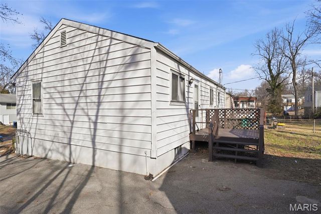 5608 Sapphire Avenue, St Louis, MO 63136