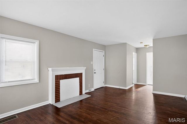 5608 Sapphire Avenue, St Louis, MO 63136