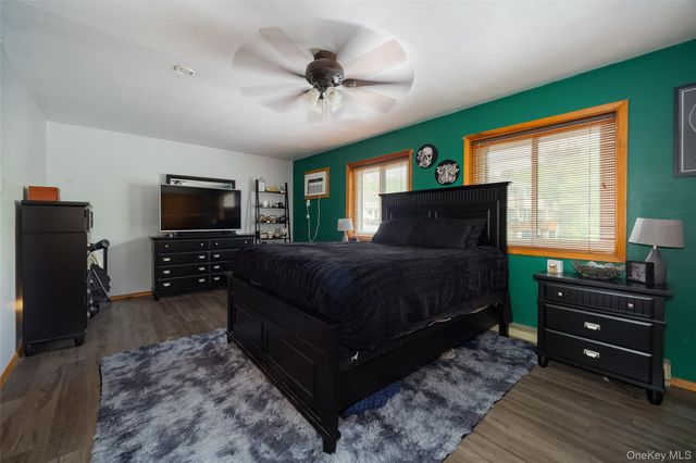 6103 Chelsea Cove N, Hopewell Junction, NY 12533