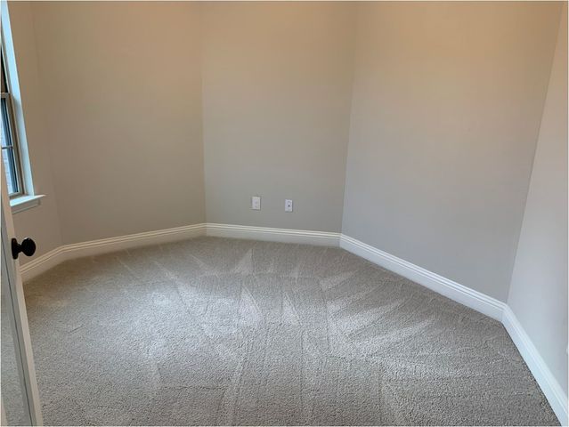 7803 Cottonwood Drive, Greenville, TX 75402