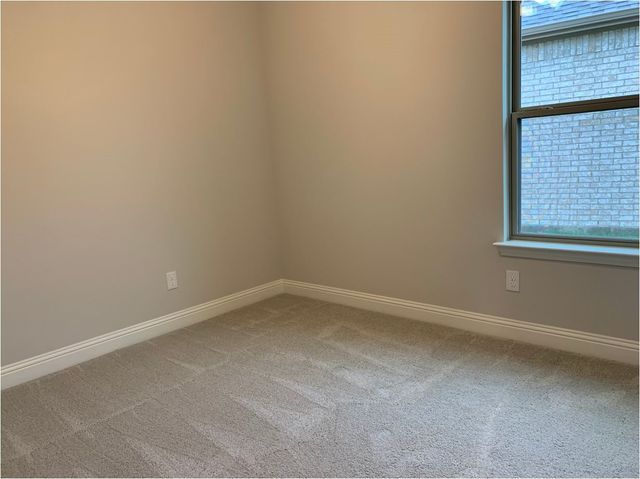 7803 Cottonwood Drive, Greenville, TX 75402