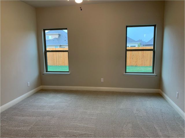 7803 Cottonwood Drive, Greenville, TX 75402