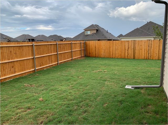 7803 Cottonwood Drive, Greenville, TX 75402