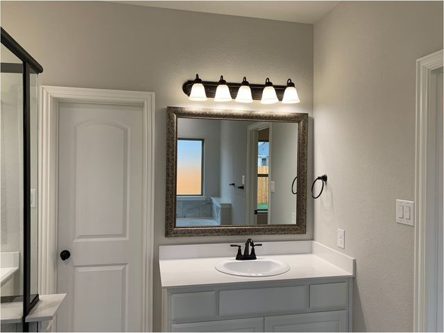 7803 Cottonwood Drive, Greenville, TX 75402