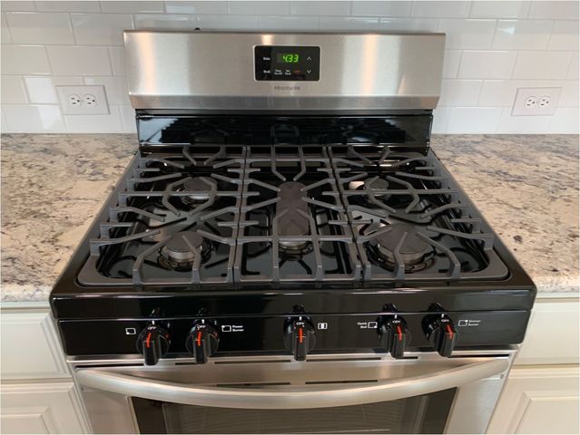 7803 Cottonwood Drive, Greenville, TX 75402