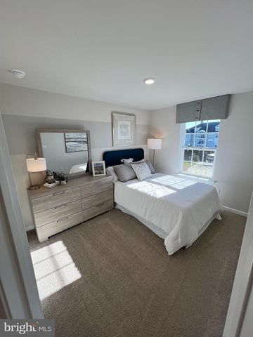 115 JONAGOLD DR, Glassboro, NJ 08028