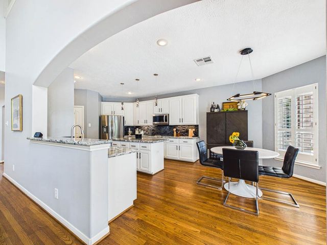 2396 Indigo Harbour Lane, League City, TX 77573