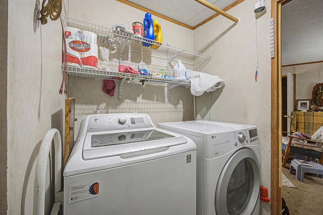 105 S Austin DR, Paige, TX 78659