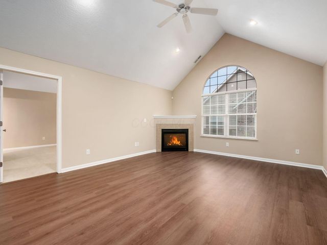 4888 Ashleigh Drive, Dublin, OH 43016