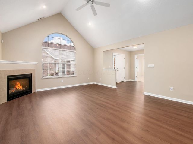 4888 Ashleigh Drive, Dublin, OH 43016