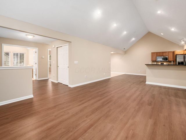 4888 Ashleigh Drive, Dublin, OH 43016
