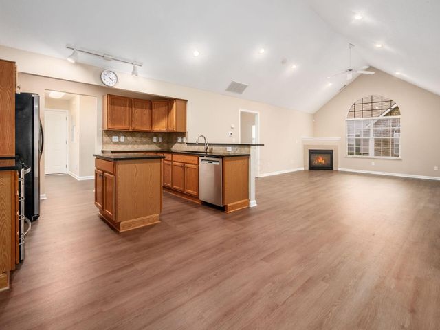 4888 Ashleigh Drive, Dublin, OH 43016