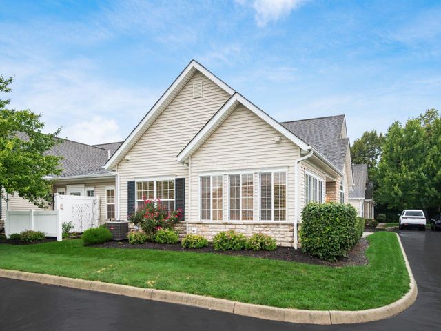 4888 Ashleigh Drive, Dublin, OH 43016