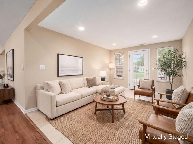 4888 Ashleigh Drive, Dublin, OH 43016