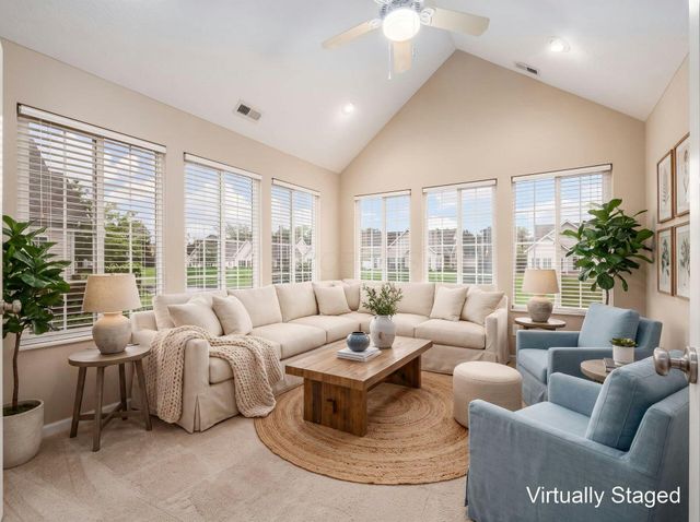 4888 Ashleigh Drive, Dublin, OH 43016