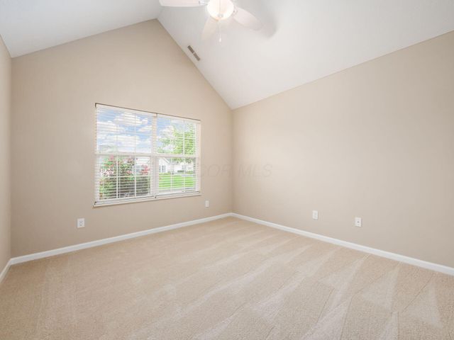 4888 Ashleigh Drive, Dublin, OH 43016