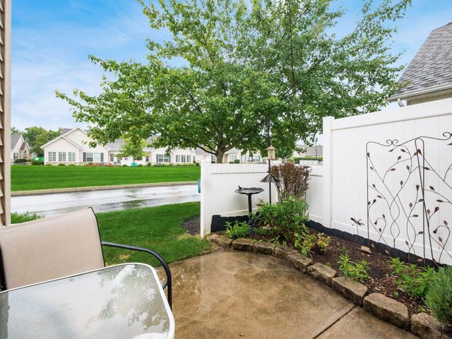 4888 Ashleigh Drive, Dublin, OH 43016