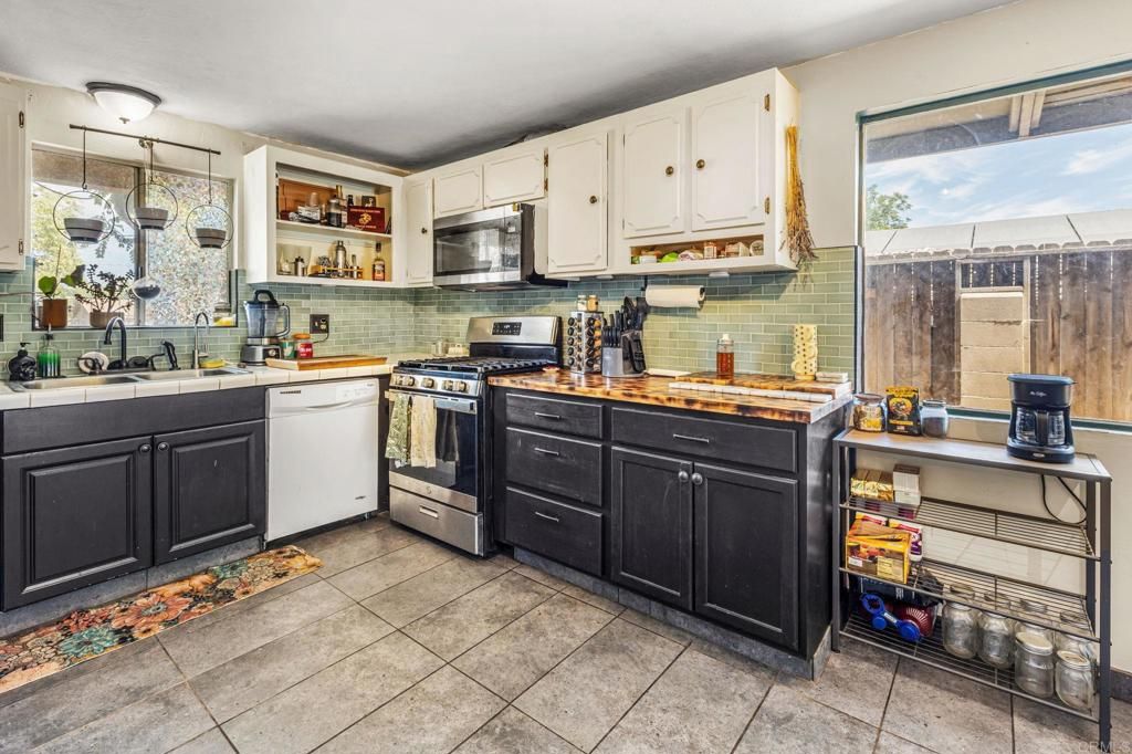 33200 Benner Street, Lake Elsinore, CA 92530 — photo 5