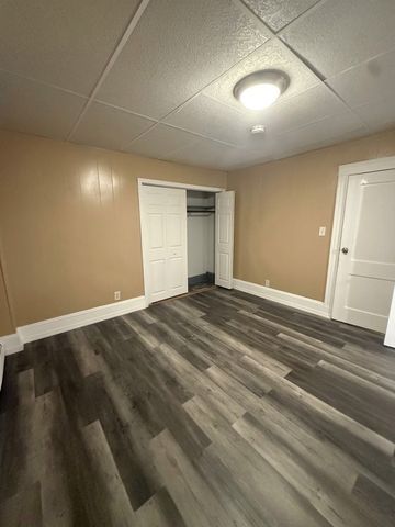 6-8 Blossom St 1, Haverhill, MA 01835