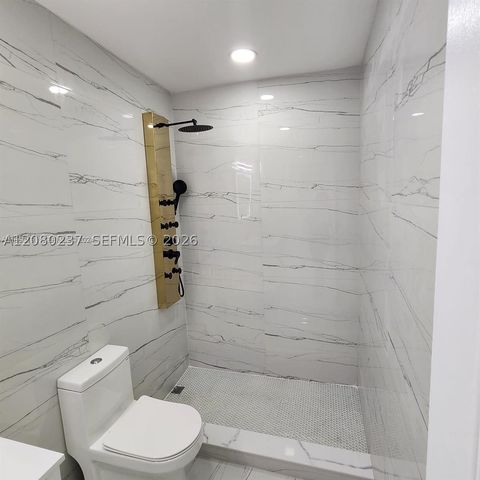 9088 SW 22nd St E, Boca Raton, FL 33428