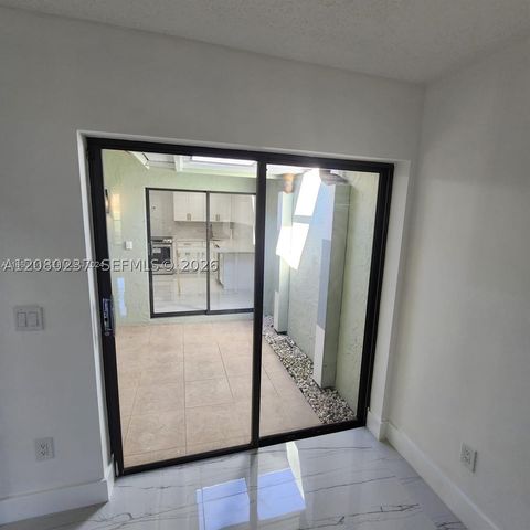 9088 SW 22nd St E, Boca Raton, FL 33428