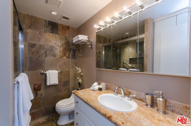 1131 ALTA LOMA Road 403, West Hollywood, CA 90069