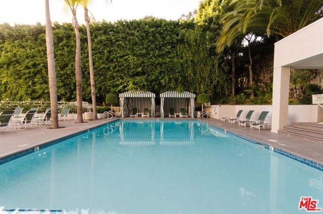 1131 ALTA LOMA Road 403, West Hollywood, CA 90069