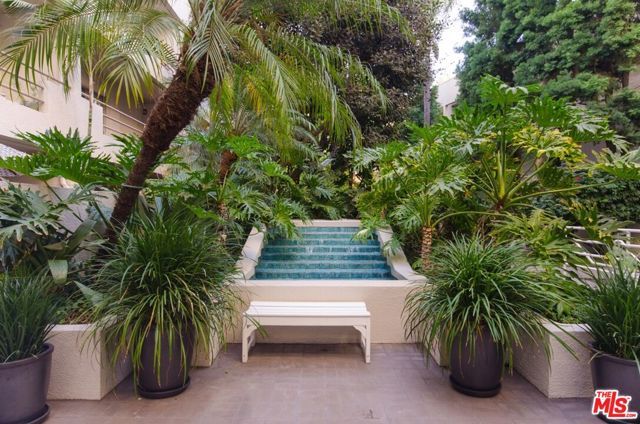 1131 ALTA LOMA Road 403, West Hollywood, CA 90069