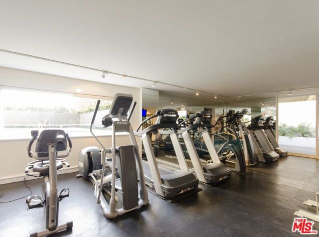 1131 ALTA LOMA Road 403, West Hollywood, CA 90069